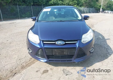 2012 Ford Focus Titanium z USA, uszkodzony, nr VIN 1FAHP3N23CL151465